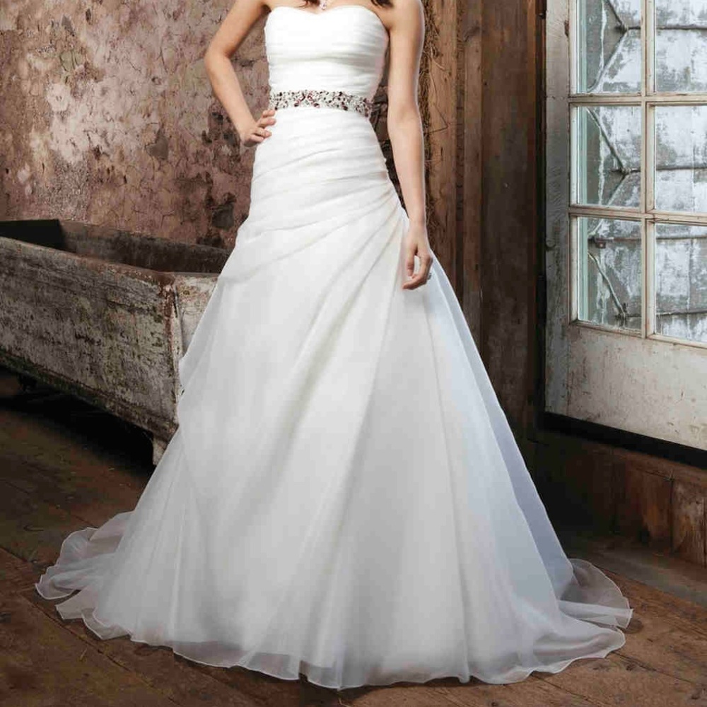 Sincerity Bridal Wedding Dress